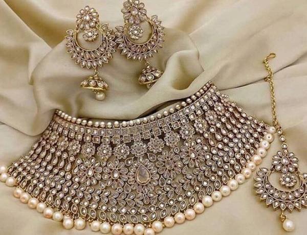 Indian and Pakistani Jewellery: A Kaleidoscope of Tradition and Glamour